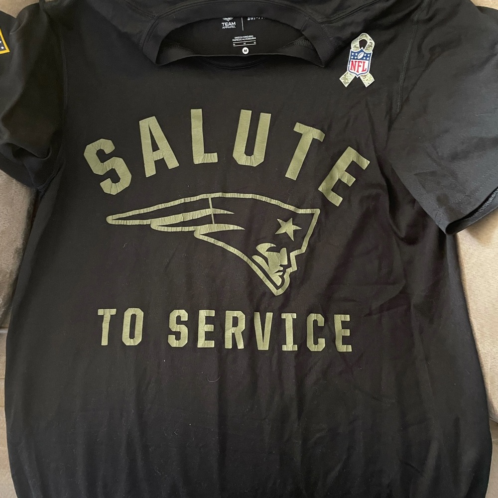 NFL Team apparel Patriots shirt